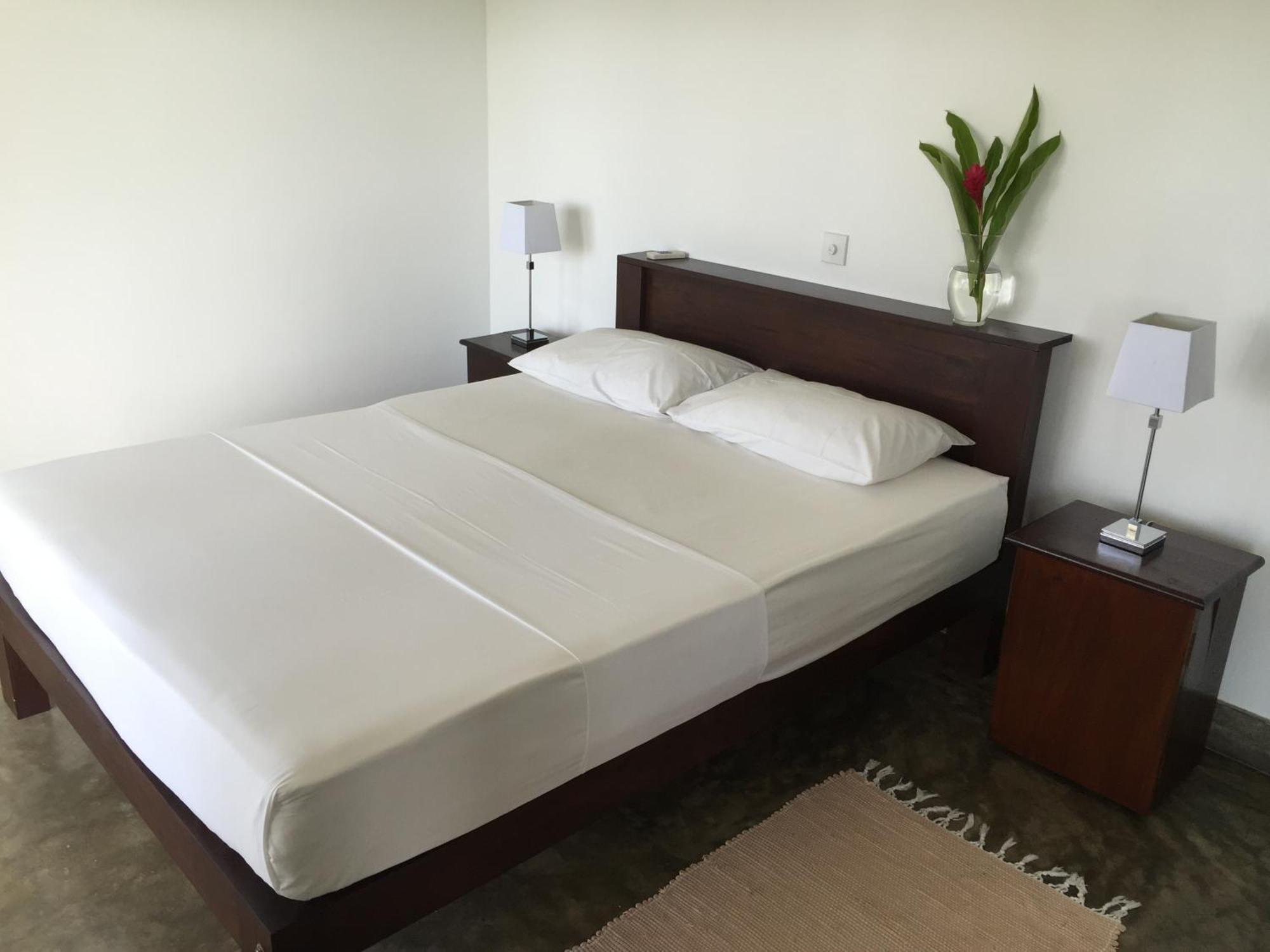 Lara'S Place Unawatuna Room photo