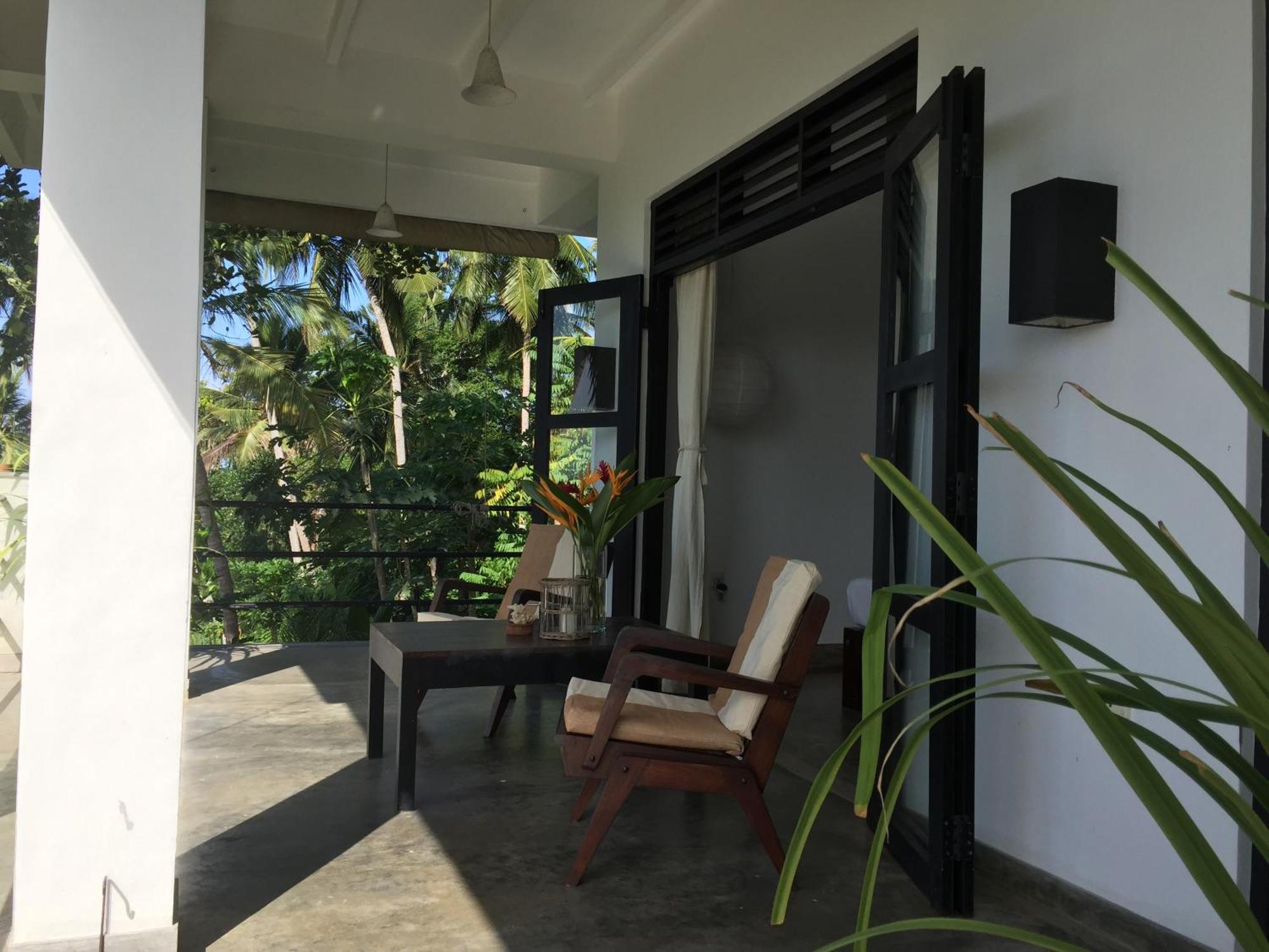 Lara'S Place Unawatuna Room photo