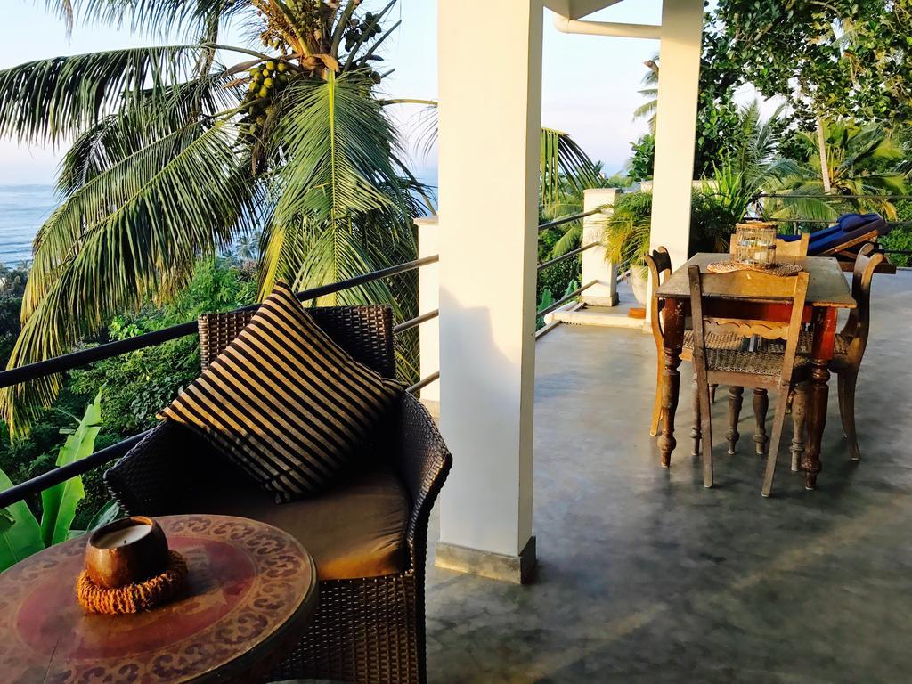 Lara'S Place Unawatuna Exterior photo
