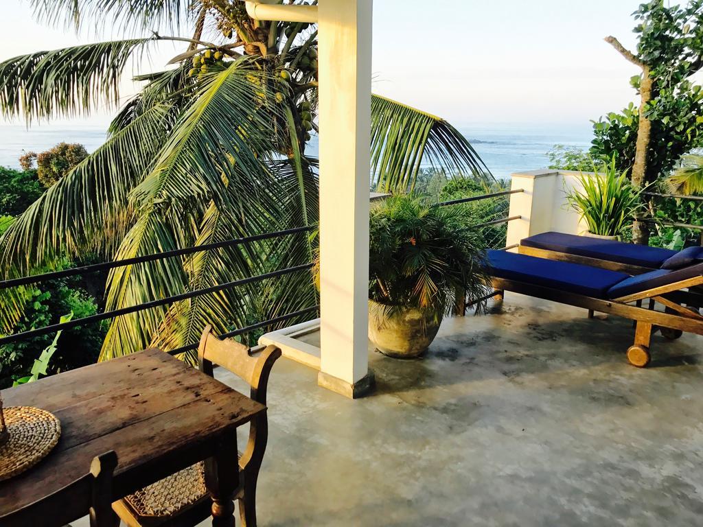 Lara'S Place Unawatuna Exterior photo