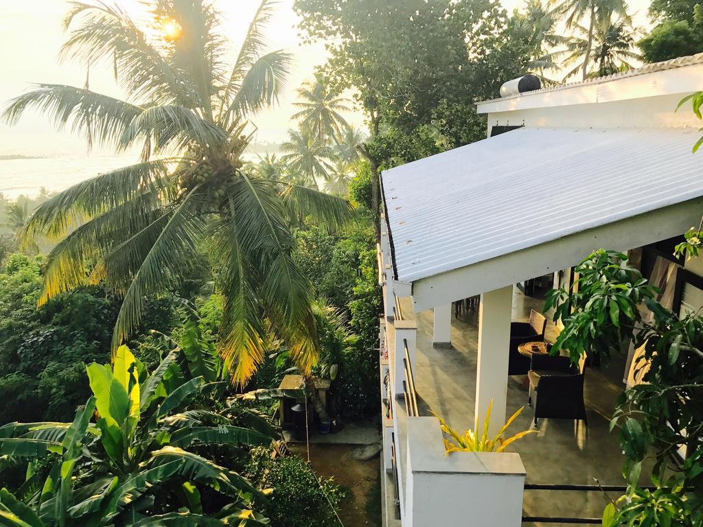 Lara'S Place Unawatuna Exterior photo
